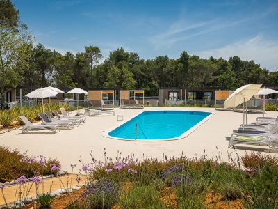 boutique-camping-santa-marina-common-pool-in-mobile-homes-zone-v