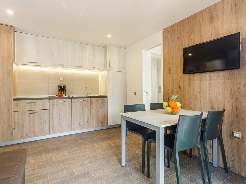 camping-santa-marina-interior-of-premium-comfort-mobile-home