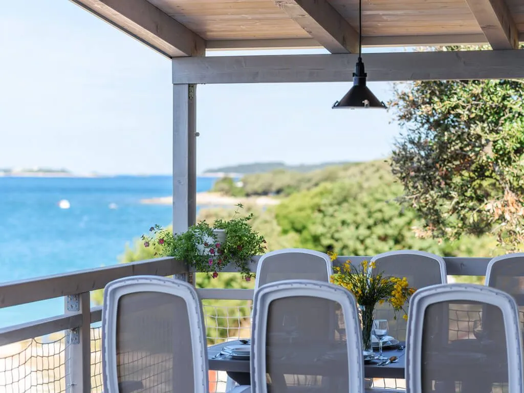 camping-vestar-mobile-homes-superior-family-terrace-view