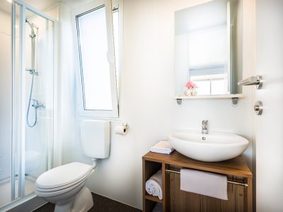 campsite-aminess-park-mareda-mirami-premium-village-bathroom