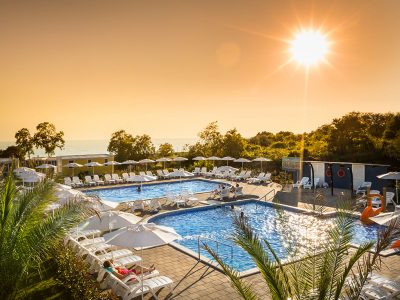 campsite-aminess-park-mareda-mirami-village-sunset-2