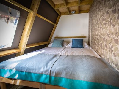 camping-arena-one99-lodge-tent-glamping-bedroom-ii-2