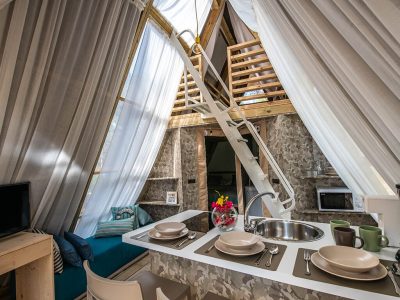 camping-arena-one99-lodge-tent-glamping-interior-i