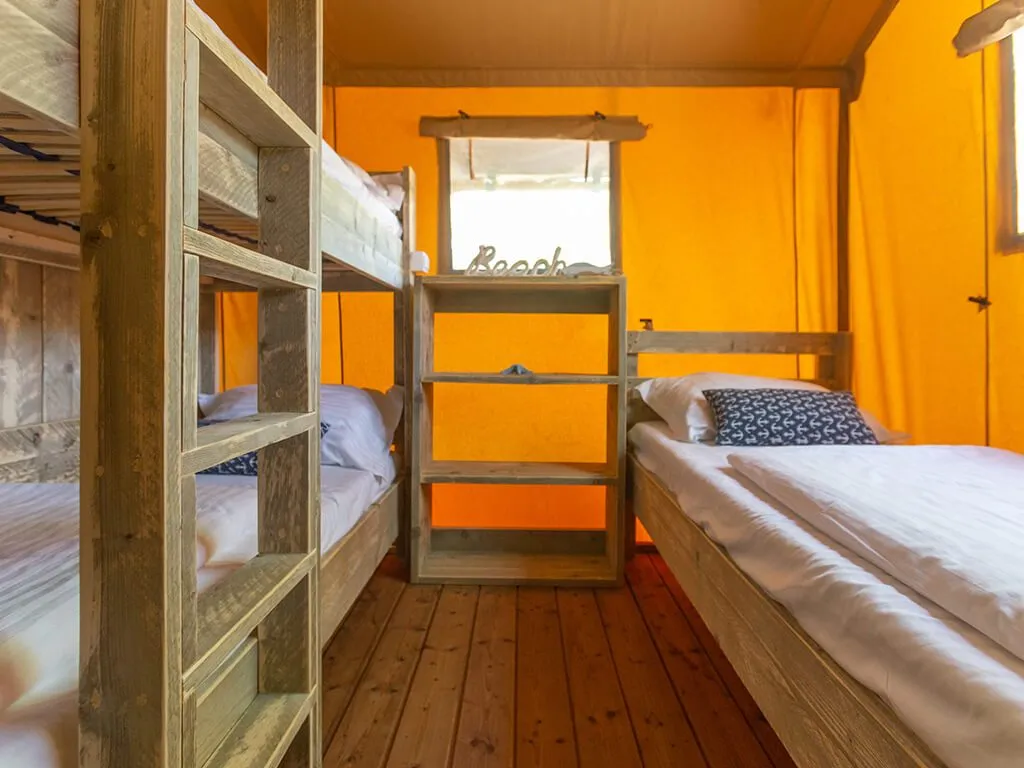 camping-slamni-glamping-children-bedroom