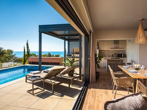 Bella Vista Villa for 4+2 with private pool