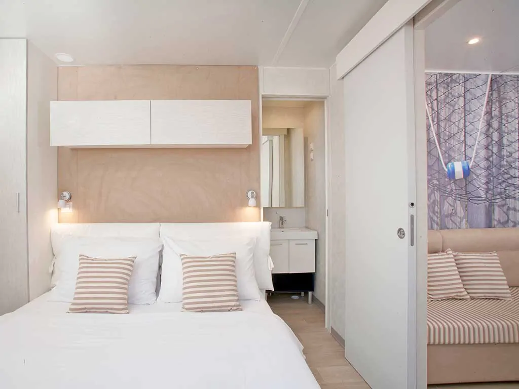 marina-camping-resort-premium-camping-home-bedroom-i-2