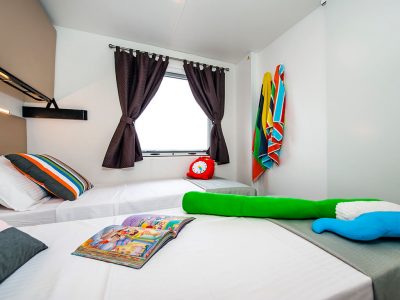 camping-bivillage-mobile-home-supina-family-children-bedroom-7