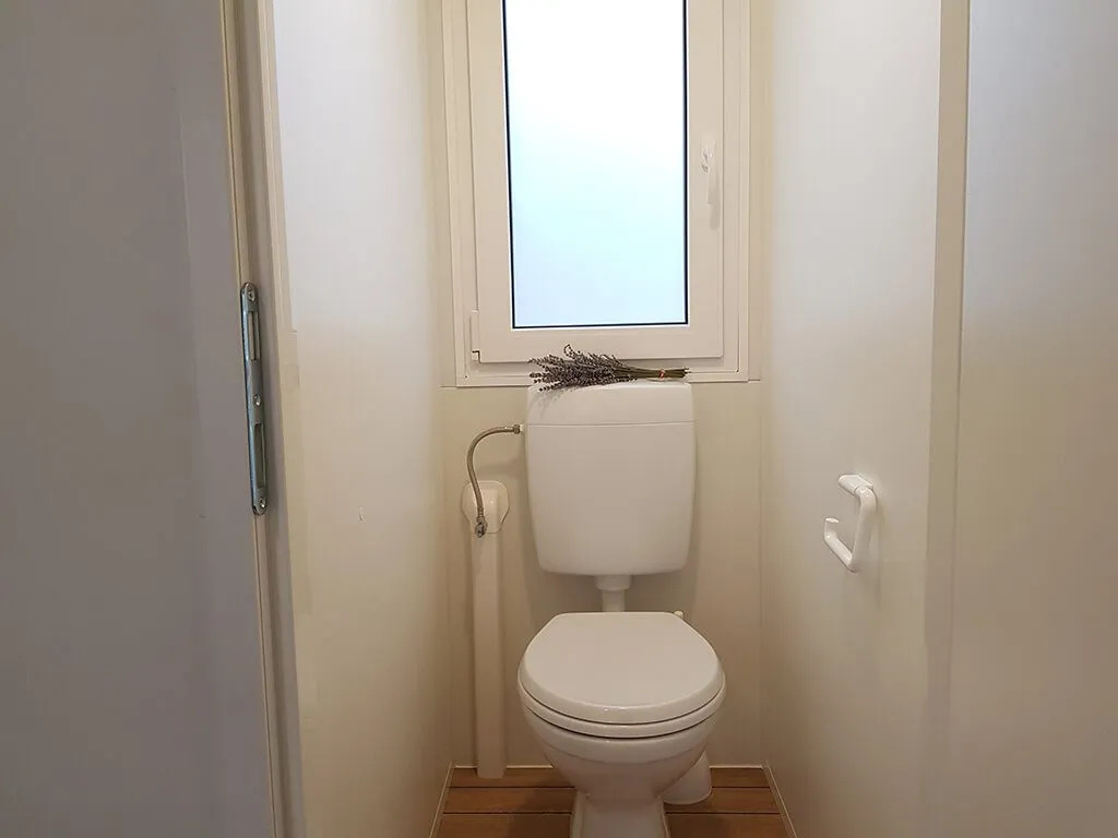 camping-zelena-laguna-mobile-homes-comfort-toilet