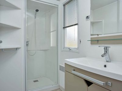 mobile-home-moda-bathroom