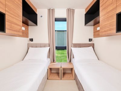 san-servolo-camping-resort-mobile-homes-agava-bedroom-ii