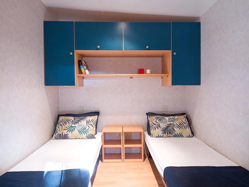 camping-mare-pineta-mobile-home-baia-lux-bathroom