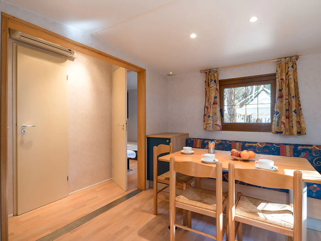 camping-village-baia-blu-la-tortuga-mobile-home-baia-lux-interior
