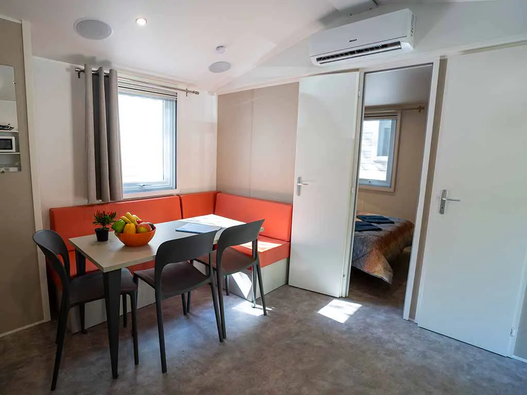 mobile-home-happy-premium-suite-interior-4-3