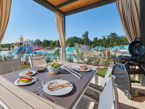 Premium Canova Bay