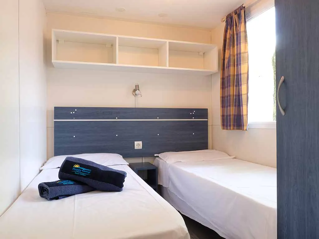 mobile-home-happy-plus-bedroom-2-3
