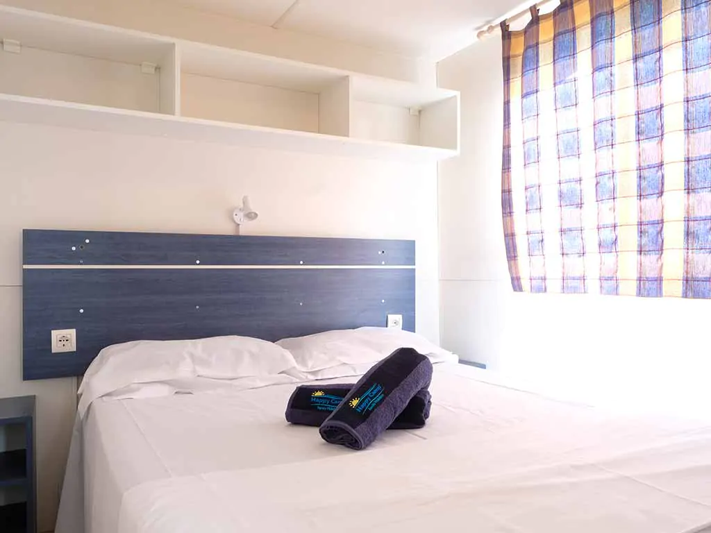 mobile-home-happy-plus-bedroom-4