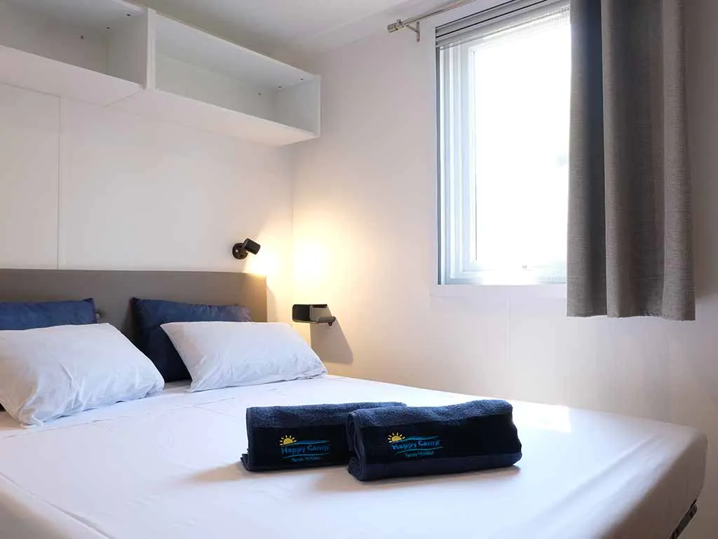 mobile-home-happy-premium-suite-bedroom-5-4
