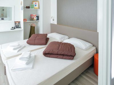 venezia-camping-in-town-hu-stay-smart-xs-bedroom-vi-1