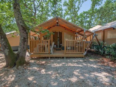 equipped-tent-glamping-exterior-6