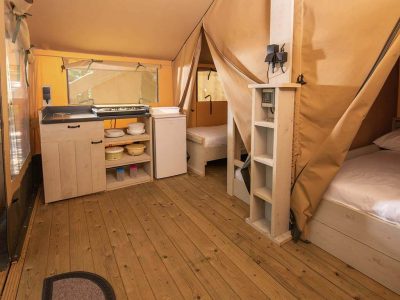 equipped-tent-glamping-interior-2-1