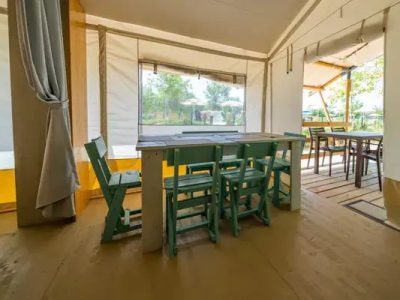 safari-luxe-tent-interior-kitchen-dining-table-i