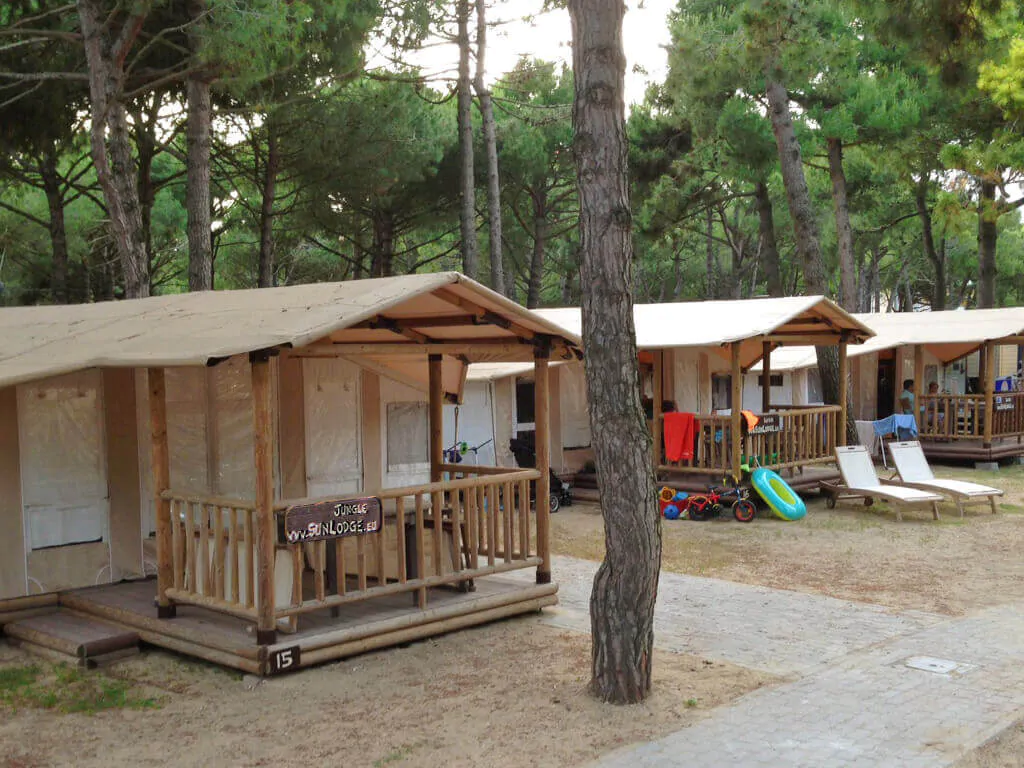 mobile-home-sunlodge-jungle-exterior-terrace-ii