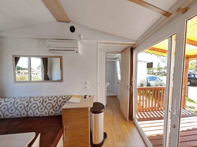 sun-lodge-aspen-mobile-home-interior-living-room-9