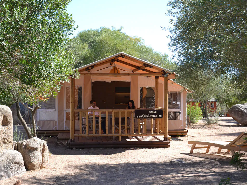 sunlodge-safari-tent-exterior-terrace-i-3