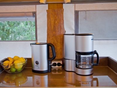 sunlodge-safari-tent-interior-coffee-i-3