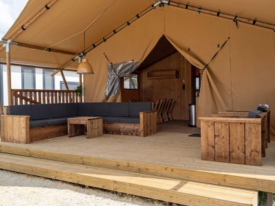 sunlodge-taiga-tent-exterior-terrace-i