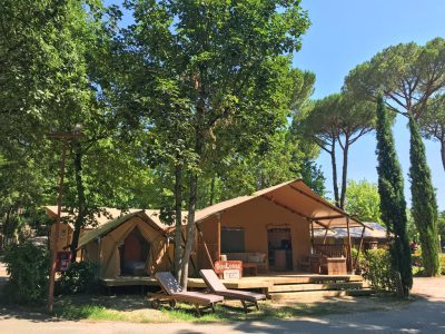sunlodge-taigakambi-exterior-terrace