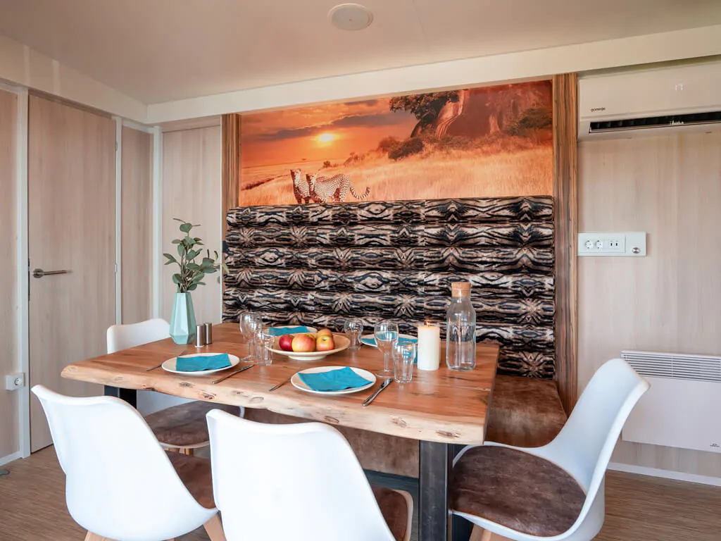mobile-home-sunlodge-big-leaf-interior-living-area-5