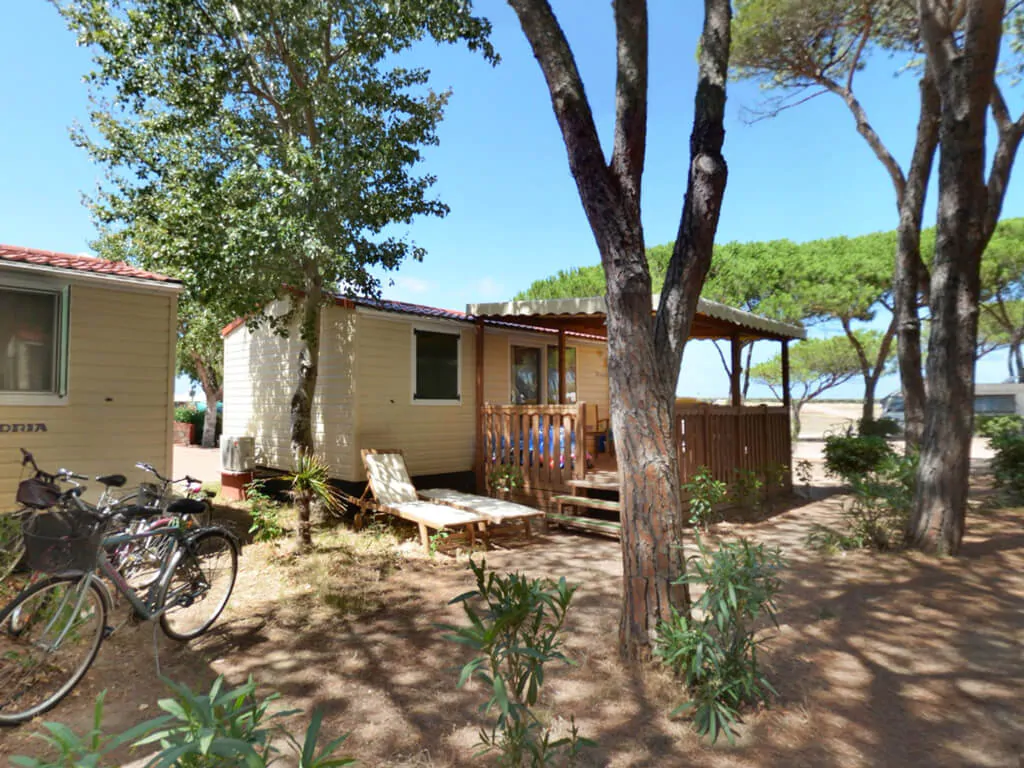 mobile-home-sunlodge-redwood-exterior-terrace-iii-9