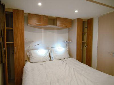 mobile-home-sunlodge-redwood-interior-bedroom-7