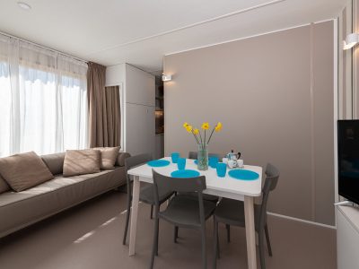 campsite-cenesatico-mobile-home-giove-interior-living-room