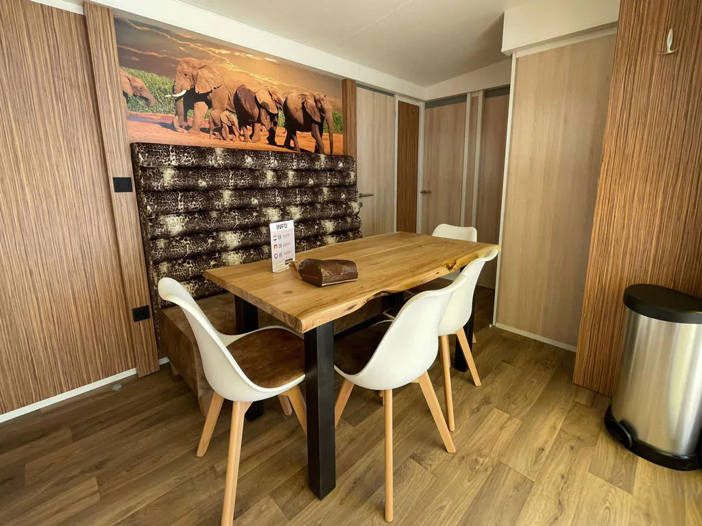 campsite-sun-lodge-sabai-interior-living-room-2