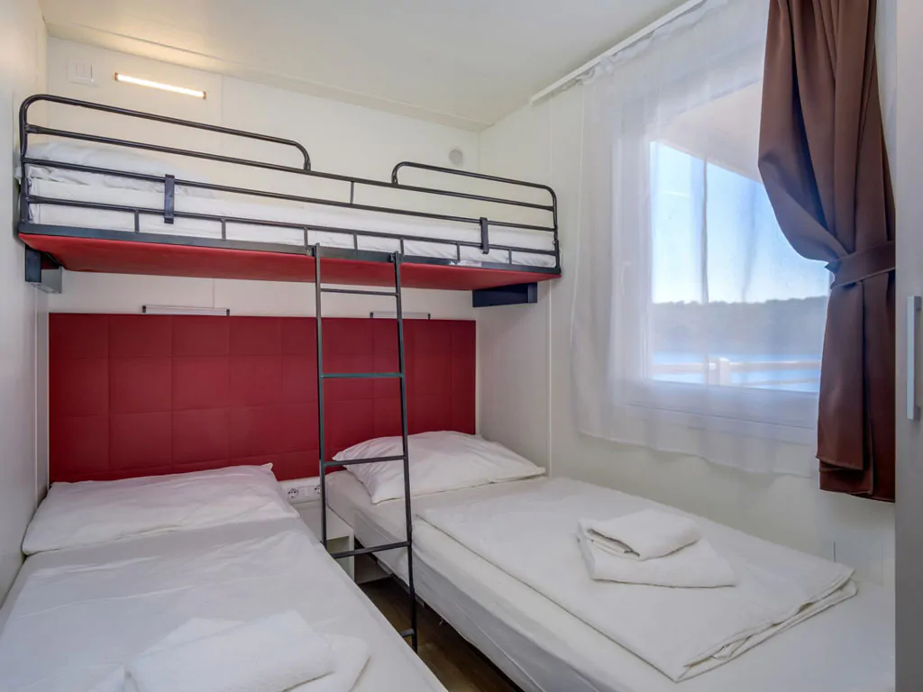 cikat-a-mare-interior-single-beds