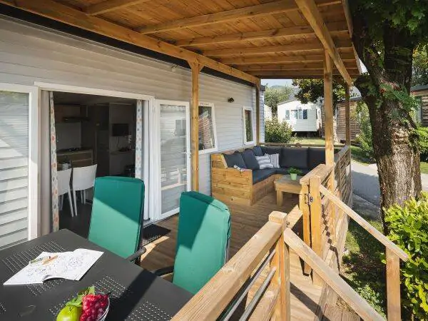 camping-lanterna-premium-lounge-for-6-persons-terrace1