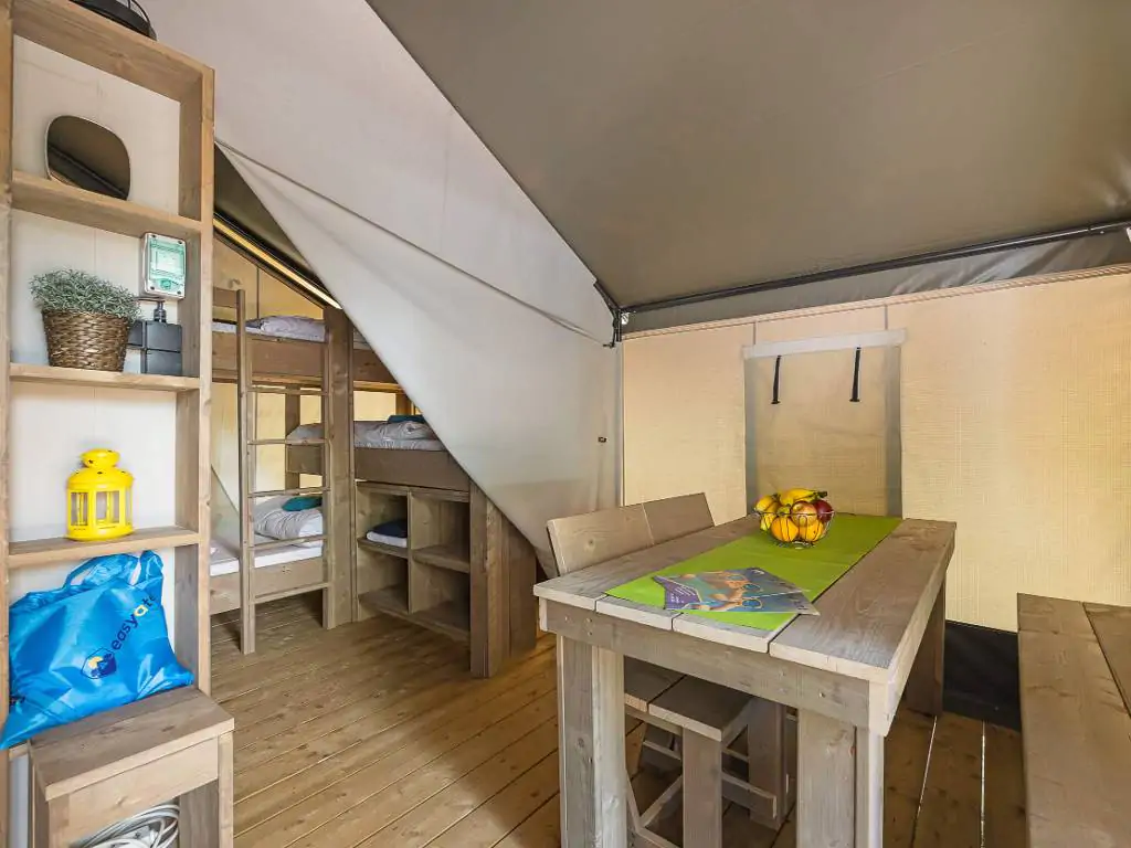 campsite-bijela-uvala-safari-tent-living-room-i