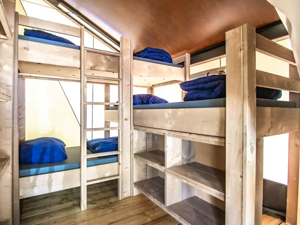 campsite-valkanela-safari-tent-comfort-bunk-beds