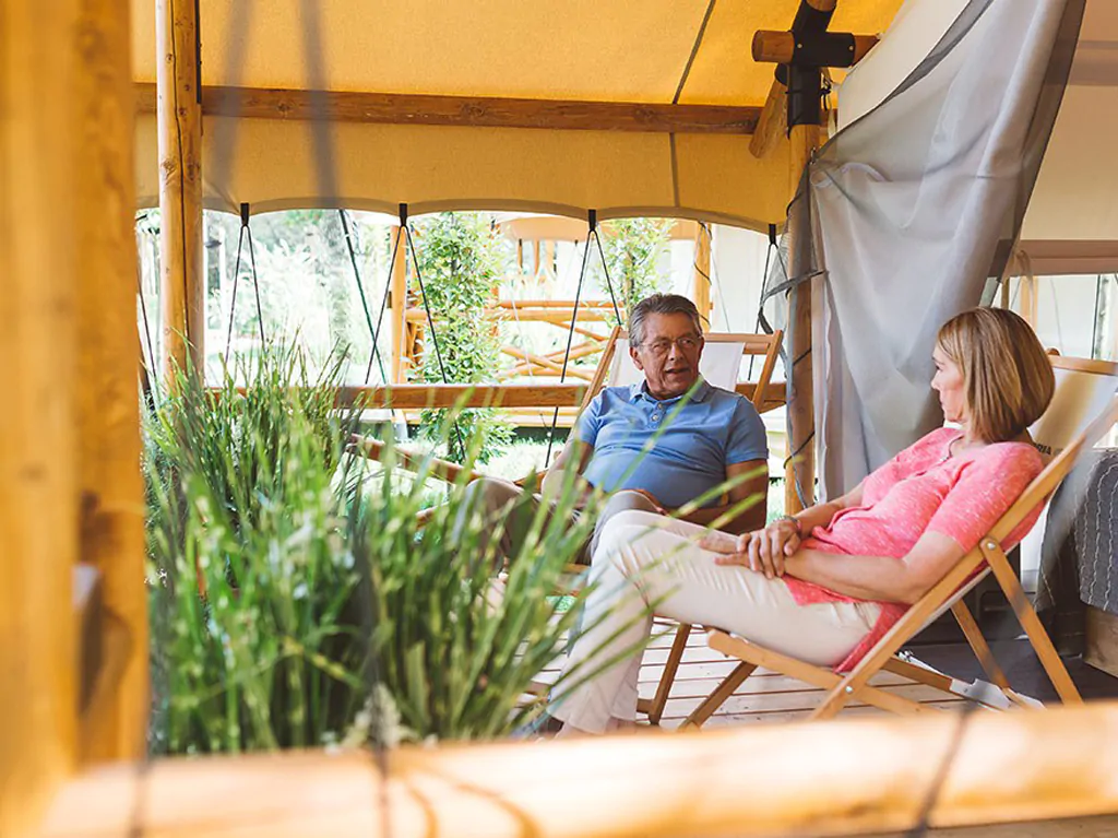 terme-olimia-glamping-tent-s1-pool-exterior-terrace