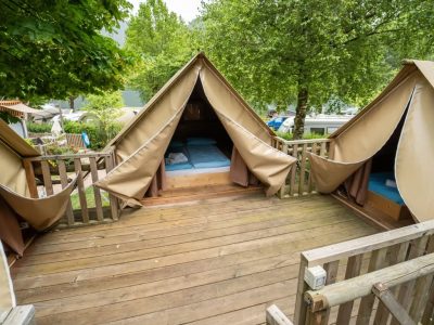 orlando-in-chianti-glamping-resort-glamping-tent-air-dreamer-3-exterior-bedrooms