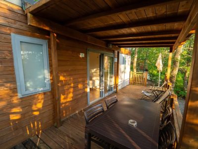 orlando-in-chianti-glamping-resort-mobile-home-cottage-next-exterior-terrace