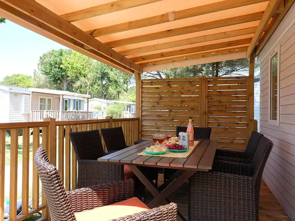 mobile-home-happy-premium-suite-terrace-view