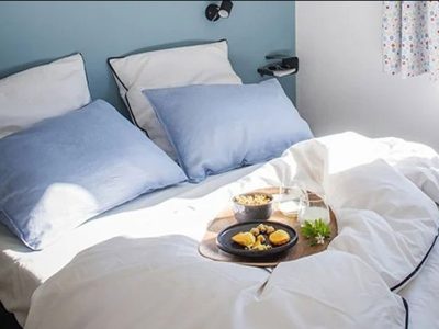 camping-ca-savio-mobile-home-premium-for-6-persons-interior-bedroom-double-bed