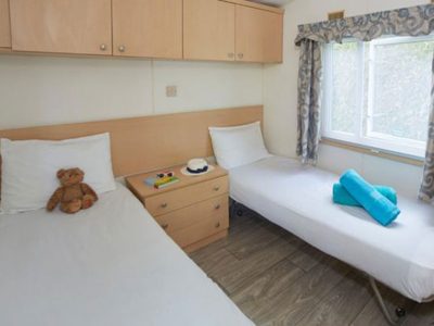 camping-ca-savio-moible-home-classic-for-6-persons-interior-bedroom