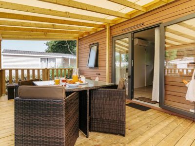 tenuta-primero-mobile-home-premium-for-6-persons-exterior-terrace