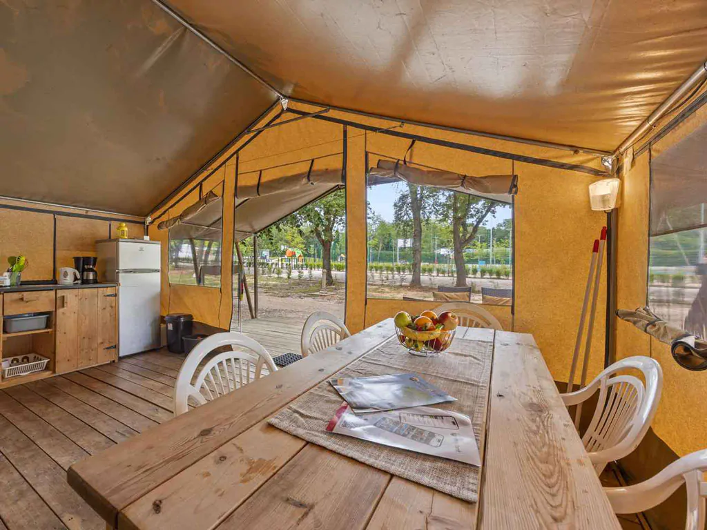 camping-valkanela-glamping-safari-tent-harmony-interior-table