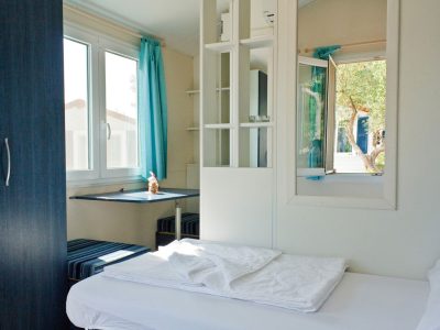 campsite-kovacine-mobile-home-twin-fkk-interior-bedroom-double-bed
