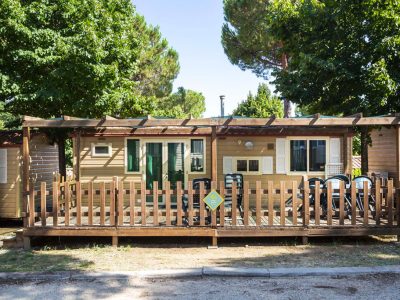 hu-fabulous-village-mobile-home-hu-stay-easy-exterior-frontview